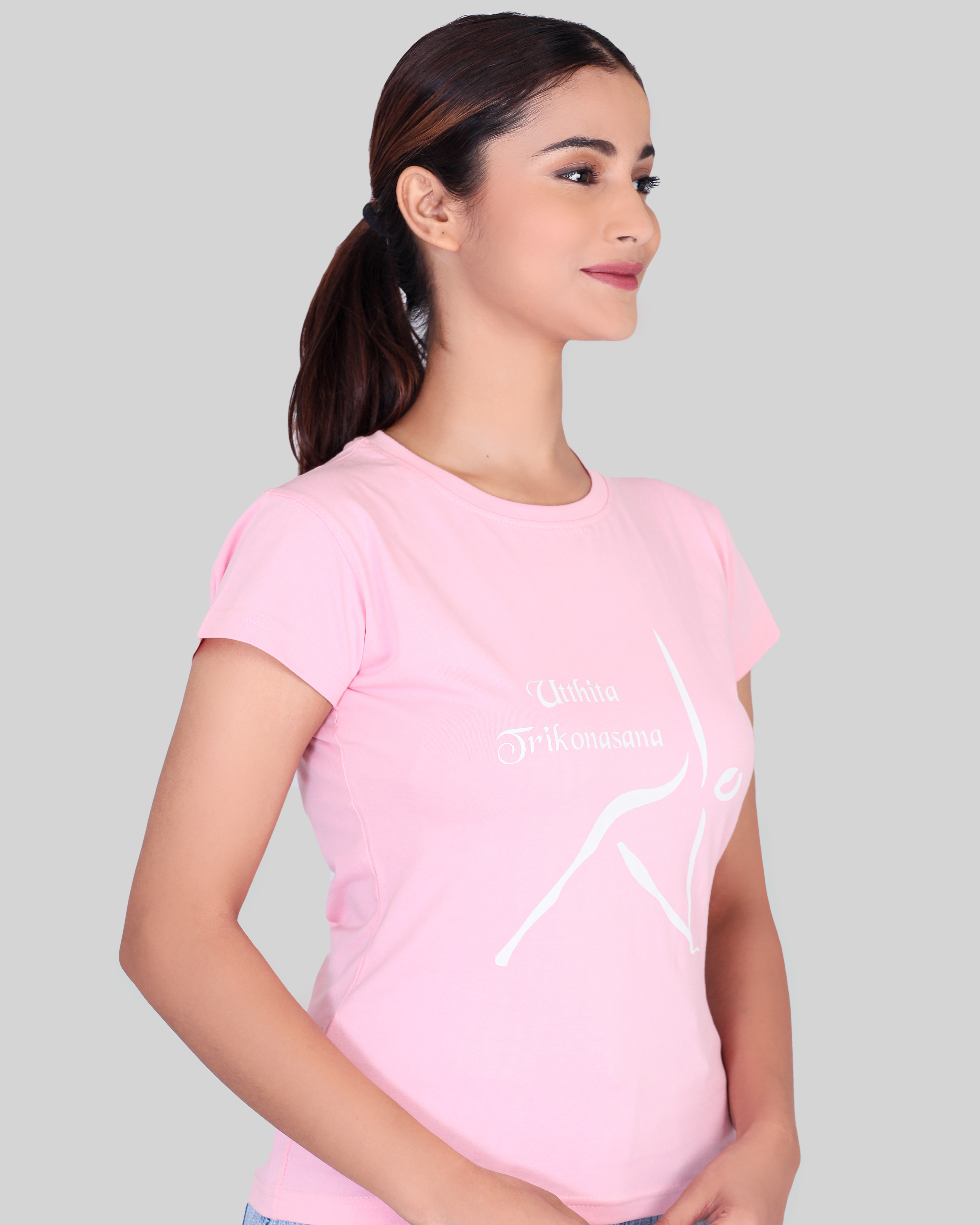 Pink single jersey round neck t-shirts with company logo